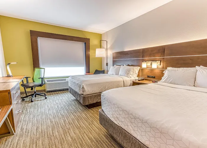 Express & - By Ihg 3*