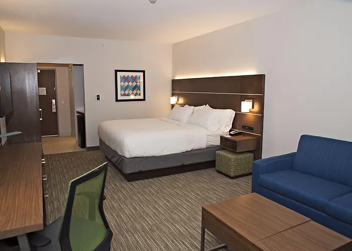 Express & - By Ihg Hotel Rantoul