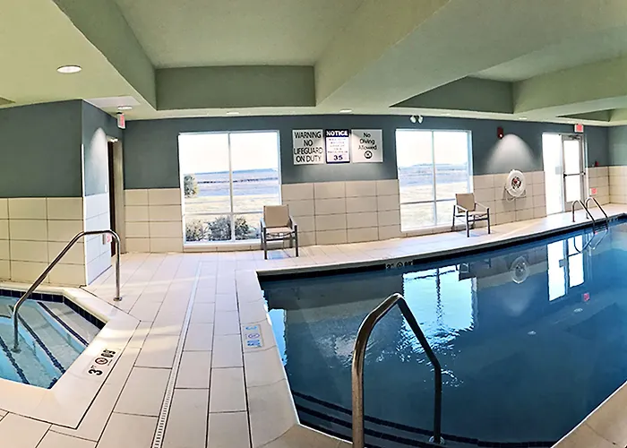 Express & - By Ihg 3* Rantoul
