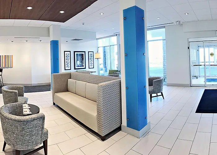 Hotel Express & - By Ihg Rantoul