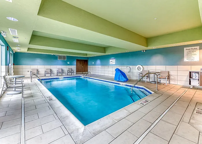 Hotel Express & - By Ihg Rantoul