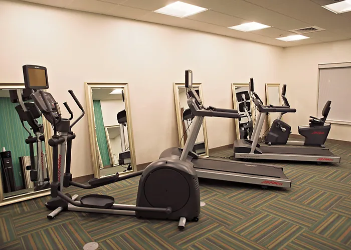 Отель Express & - By Ihg Rantoul