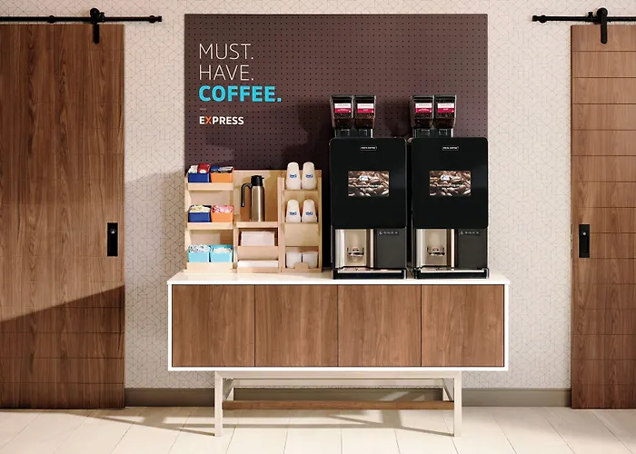 Express & - By Ihg 3* Rantoul