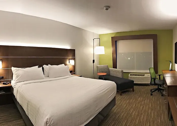 Express & - By Ihg Отель