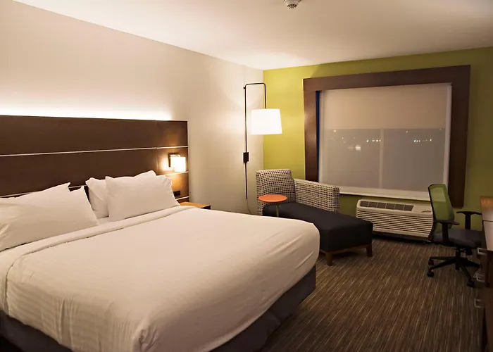 Express & - By Ihg Hotel Rantoul